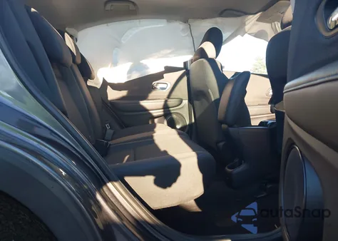 2019 Honda Hr-V Lx from USA, damaged, VIN 3CZRU6H39KG726025